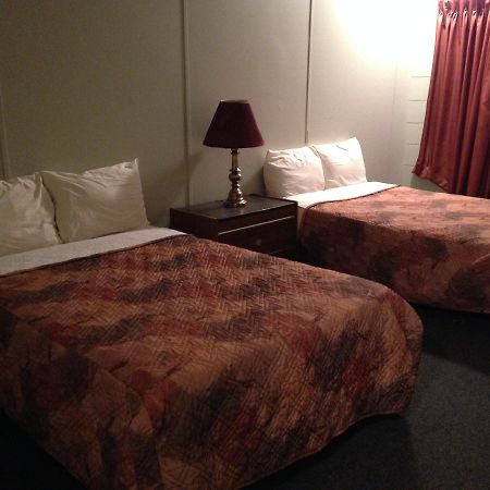 Macklin Motor Inn Esterno foto