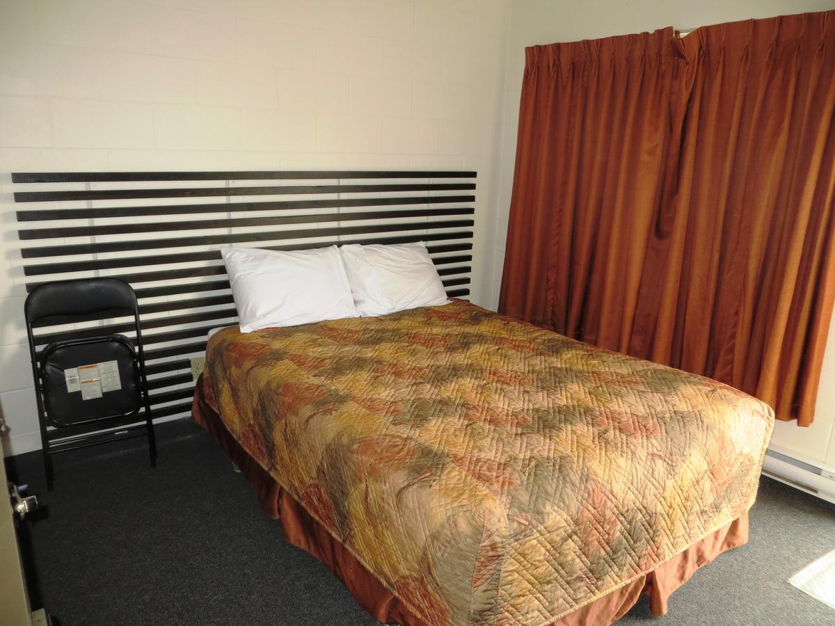 Macklin Motor Inn Esterno foto